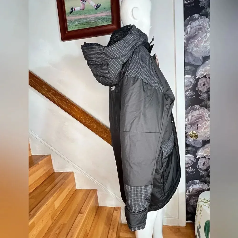 The North Face new tag